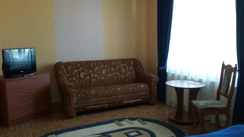 Kremin Hotel Kremenets' Room photo